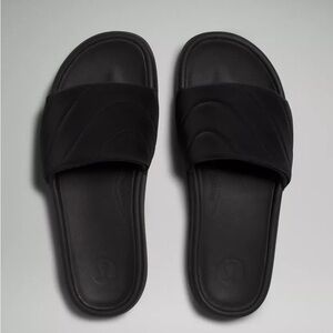 Lululemon Women’s Restfeel Black Quilted Slide Sandals | NWT